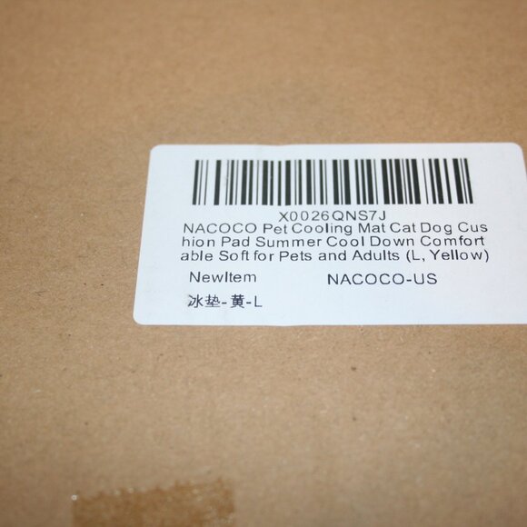 NACOCO Dog Cooling Mat Yellow Egg Washable Cooling Pad 38.5x 27.5 Easter NEW Cat - Picture 10 of 12